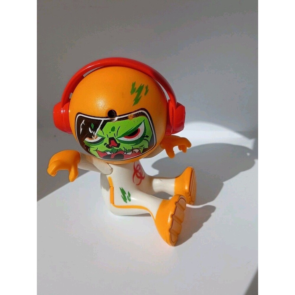 B2 Zombie Speaker Toy Figure Electronic Sound Biohazard Orange 2007 Tested Works